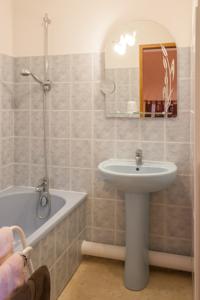 Hotel Les Confins Du Perche : photos des chambres