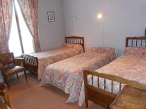 Hotel Restaurant De La Place : Chambre Triple