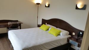 Hotel Le Neoulous : photos des chambres