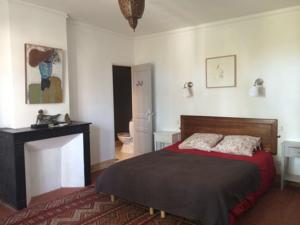 Chambres d'hotes/B&B La Cour D'ete : Chambre Double 