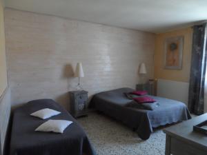 Chambres d'hotes/B&B Clos Mazerolles : Chambre Triple Classique