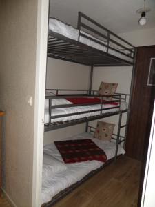 Appartements Les Balcons du Soleil : Appartement - Rez-de-Chaussée