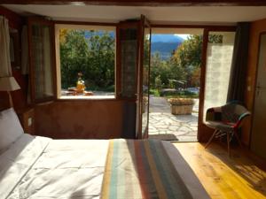 Hebergement Chambre d'Hotes La Grange des Ecrins : photos des chambres