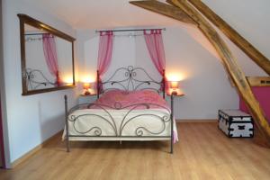 Chambres d'hotes/B&B La Fauconniere : Grande Chambre Double 