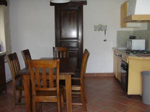 Hebergement Les Gites De La Cherine : photos des chambres