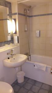 Hotel Campanile Rodez : photos des chambres