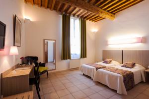 Hotel La Taverne : photos des chambres