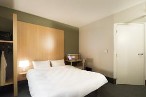 B&B Hotel ORLY Chevilly-Larue : photos des chambres