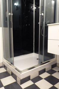 Appartements Centre Ville - Parking : photos des chambres