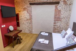 Hebergement Mas Latour Lavail : Chambre Deluxe Double ou Lits Jumeaux