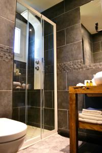 Hebergement Chalet L'Ecureuil : photos des chambres