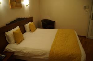 Hotel The Originals Montbeliard Sud Charme Hotel et Spa (ex Inter-Hotel) : photos des chambres