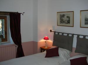 Chambres d'hotes/B&B La Bergerie : Chambre Double - Vue sur Jardin