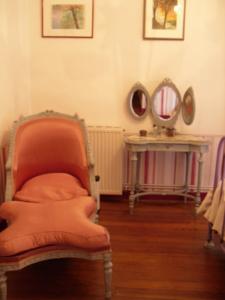 Chambres d'hotes/B&B Abbaye De Villelongue : Chambre Double avec Salle de Bains Privative