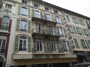 Hotel Du Midi : photos des chambres