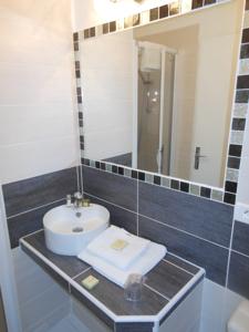 Hotel Logis Le Printemps - Montelimar : photos des chambres
