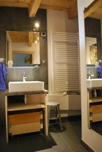 Hebergement La Loupiote : photos des chambres