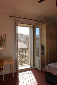 Chambres d'hotes/B&B D'oc D'or Chambre D'hotes : Chambre Lit King-Size - Vue sur Jardin