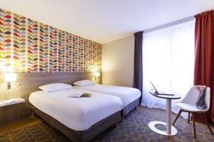 Hotel ibis Styles Chaumont Centre Gare : Chambre Familiale Standard (3 Adultes)