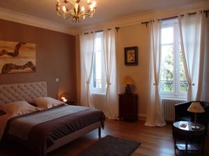 Chambres d'hotes/B&B Chambres d'Hotes Cote Parc-Cote Jardin : photos des chambres