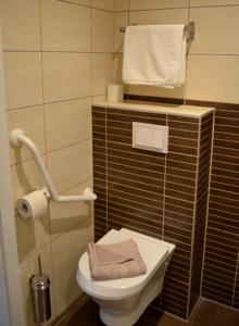 Hotel Restaurant La Couronne : photos des chambres