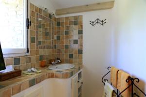 Chambres d'hotes/B&B Le Jas de Peguier : photos des chambres