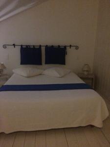 Chambres d'hotes/B&B Chambres d'hotes Les Templiers : photos des chambres