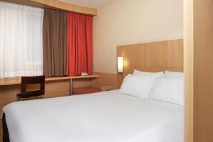 Hotel ibis Douai Centre : photos des chambres