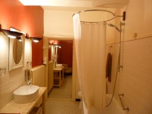 Chambres d'hotes/B&B Le Relais de Chasse : Chambre Lits Jumeaux