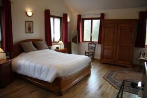 Hotel Les Charmilles de Mormal : Chambre Double Supérieure