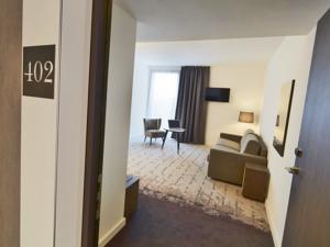 Hotel Kyriad Troyes Centre : Chambre Quadruple Supérieure 