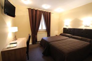 Hotel Le Valaurie : Chambre Lits Jumeaux