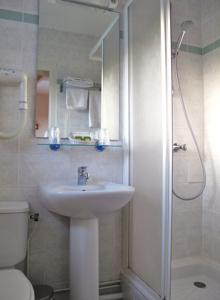 Hotel The Originals Bourges Les Tilleuls (ex Inter-Hotel) : photos des chambres