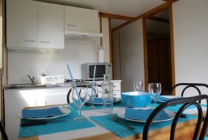 Hebergement Camping Le Dolium : photos des chambres