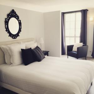 Appartements - Le Logis Versaillais : photos des chambres