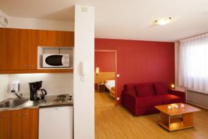 Hebergement Sejours & Affaires Geneve Saint Genis : photos des chambres