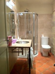 Hotel Hostellerie Provencale : photos des chambres