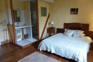 Chambres d'hotes/B&B Le Marques : Chambre Double ou Lits Jumeaux - Vue sur Jardin