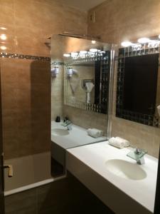 Grand Hotel de Nimes : photos des chambres