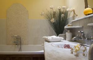 Chambres d'hotes/B&B Chateau Sainte Colombe : photos des chambres
