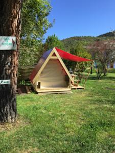Hebergement Camping Frederic Mistral : photos des chambres