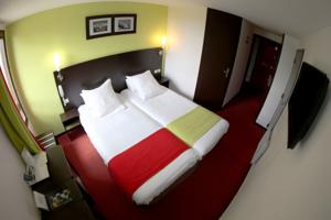 Hotel Kyriad Design Enzo Montlucon - Saint Victor : photos des chambres