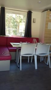 Hebergement Camping L'Adrech : photos des chambres