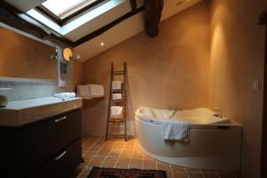 Hebergement Chateau de la Rode : photos des chambres