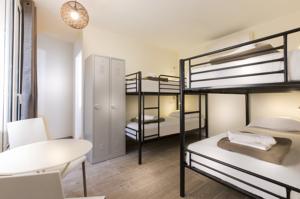 Auberge de jeunesse Enjoy Hostel : Lit dans Dortoir Mixte de 4 Lits