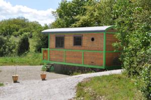 Hebergement La Roulotte d'Alcas : photos des chambres