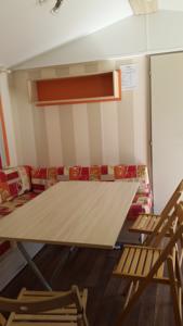 Hebergement Village Vacances Les Abricotiers by Popinns : photos des chambres