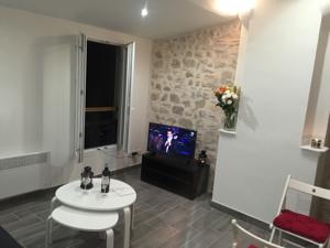 Appartement Perrin Solliers Apartment : photos des chambres