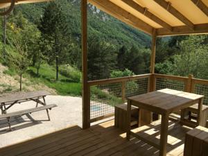 Hebergement Camping Calme et Nature : photos des chambres
