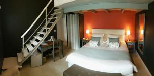 Chambres d'hotes/B&B La Sauternaise : Chambre Lit King-Size avec Baignoire Spa